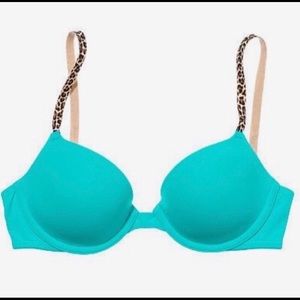 Victoria’s Secret Pink where everywhere Demi bra